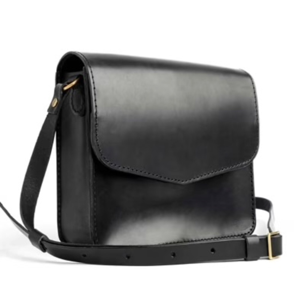 Portland Leather Hawthorne Crossbody Bag - Picture 3 of 8